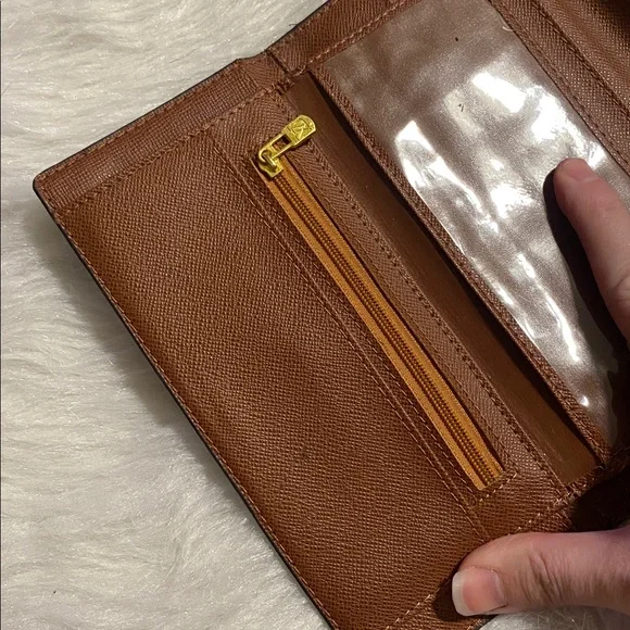 Brown tan luxury inspired Monogram Women's Clutch - Picture 4 of 6